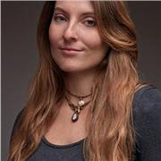 Offro lezioni individuali e collettive di fotografia, online o dal vivo.